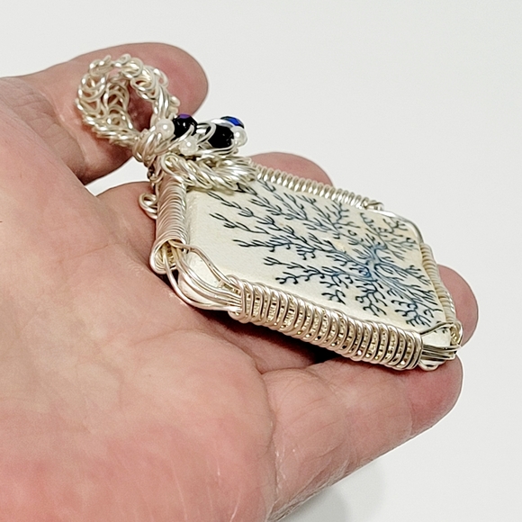 Rare Sea Pottery Pendant - Picture 3 of 11